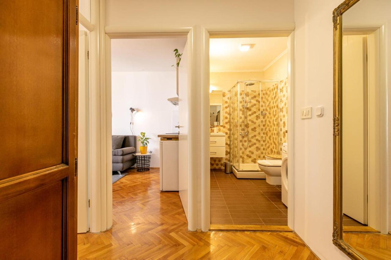 Pula City Accomodation Bagian luar foto
