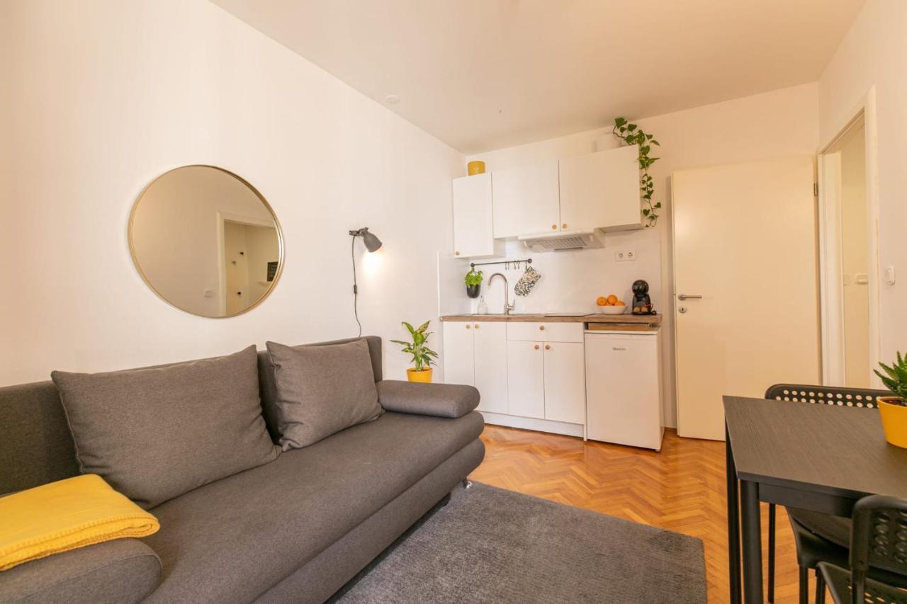 Pula City Accomodation Bagian luar foto